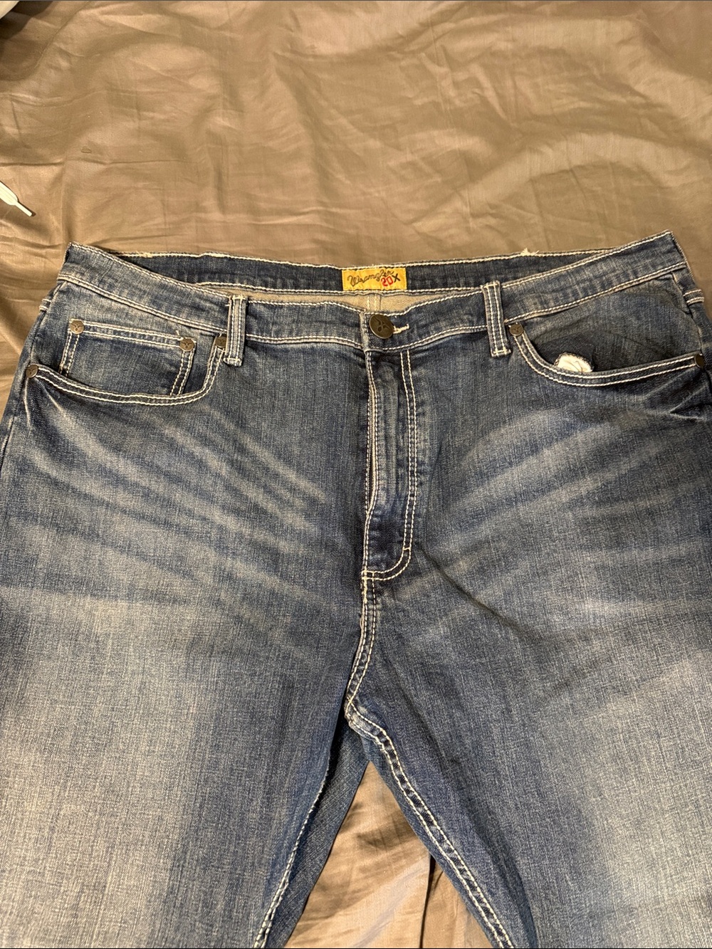 Wrangler Bootcut Jeans in Blue Fade 42x32